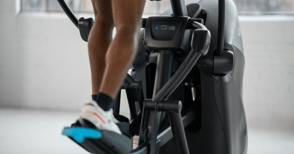 Key Features That Define Premium Elliptical Machines